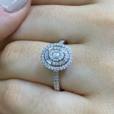 0.47 Karat Pırlanta Baget Yüzük 0.47 Karat Pırlanta Baget Yüzük