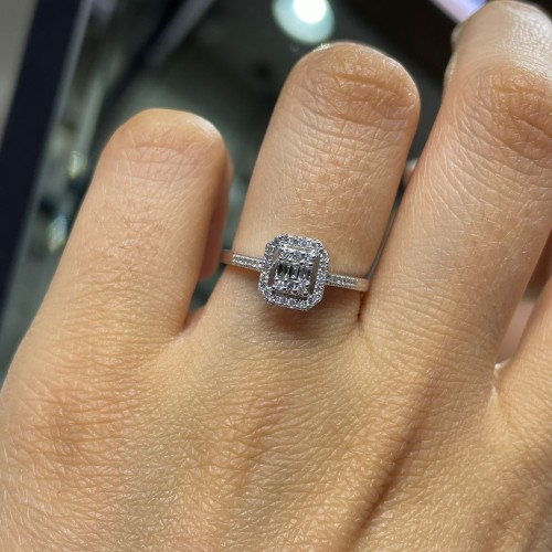 0.41 Karat Pırlanta Baget Yüzük 0.41 Karat Pırlanta Baget Yüzük
